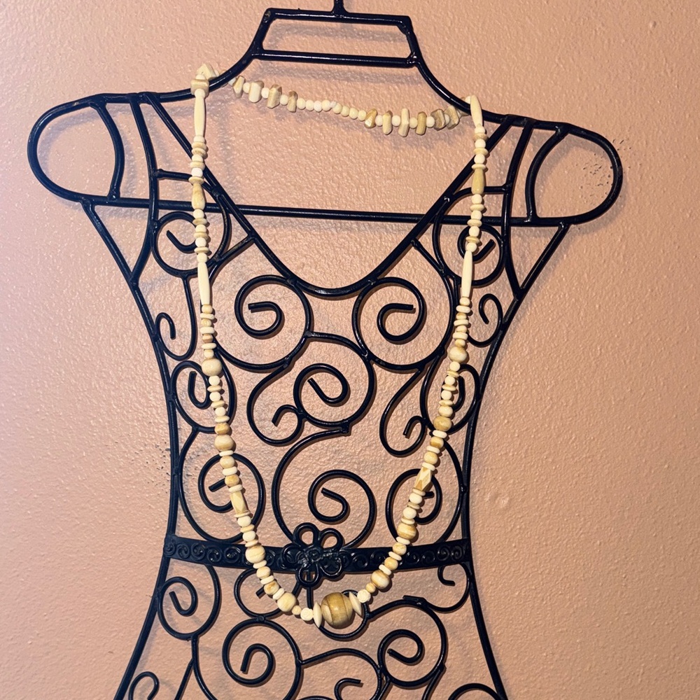 Handcrafted Cream Beaded Layered Necklace